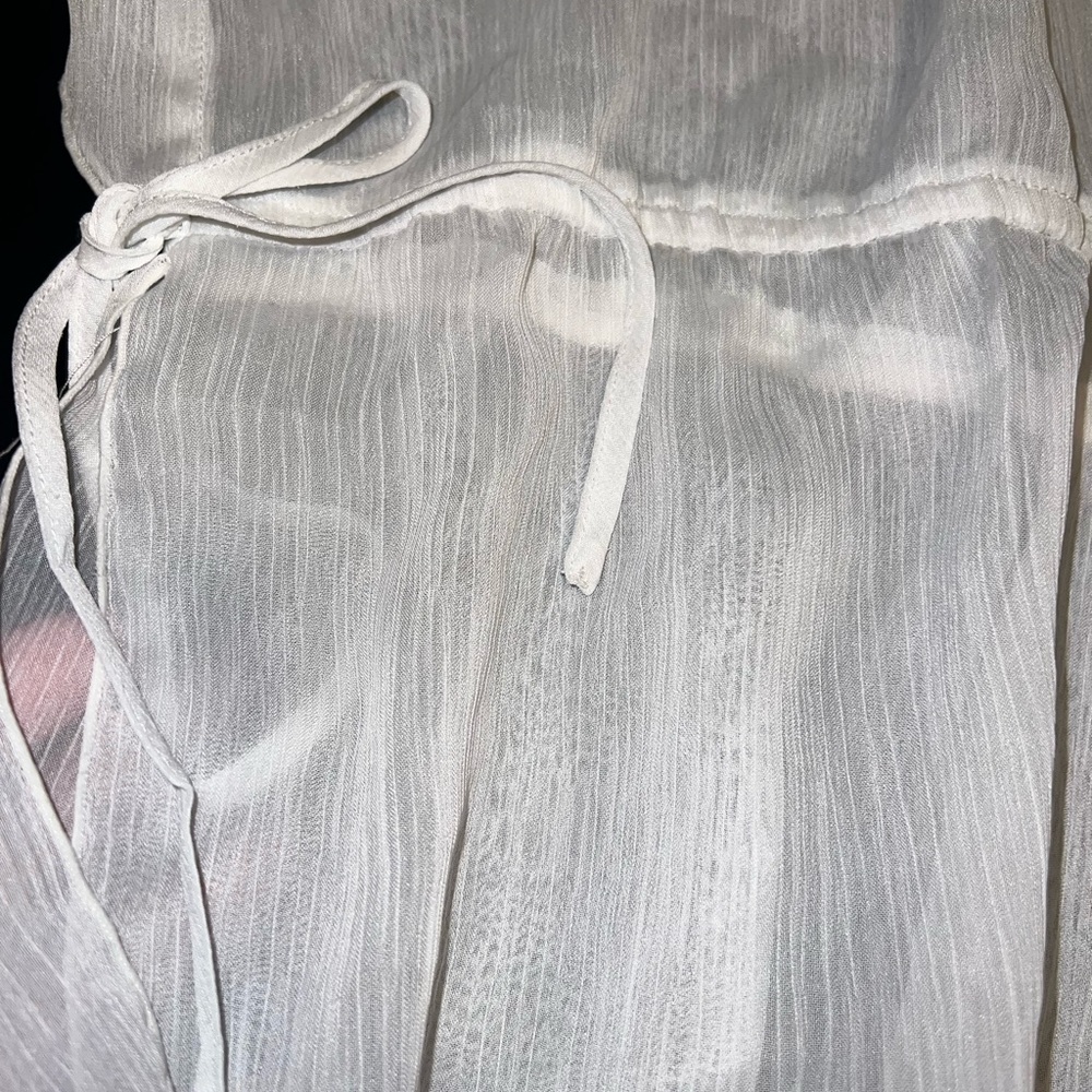 APT 9 White Crochet Trim Flowy Sleeve Sheer Women's Top Sz XL EUC - Picture 3 of 6